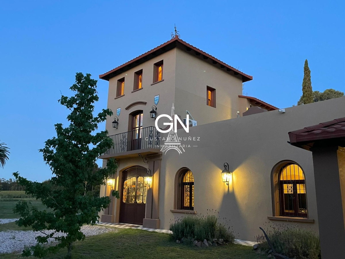 Chacra ID.4680 - Espectacular Casa de Campo 