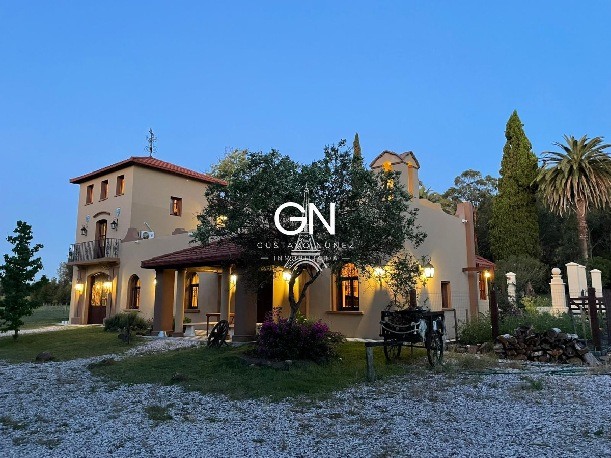 Chacra ID.4680 - Espectacular Casa de Campo 