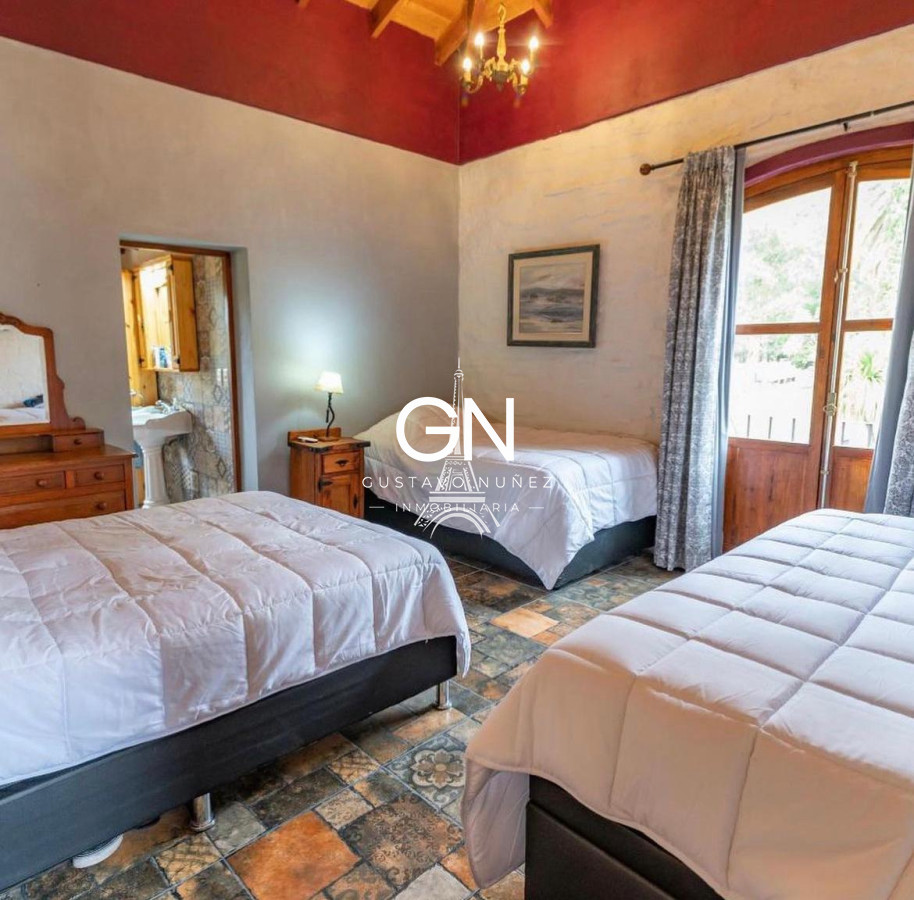 Chacra ID.4680 - Espectacular Casa de Campo 