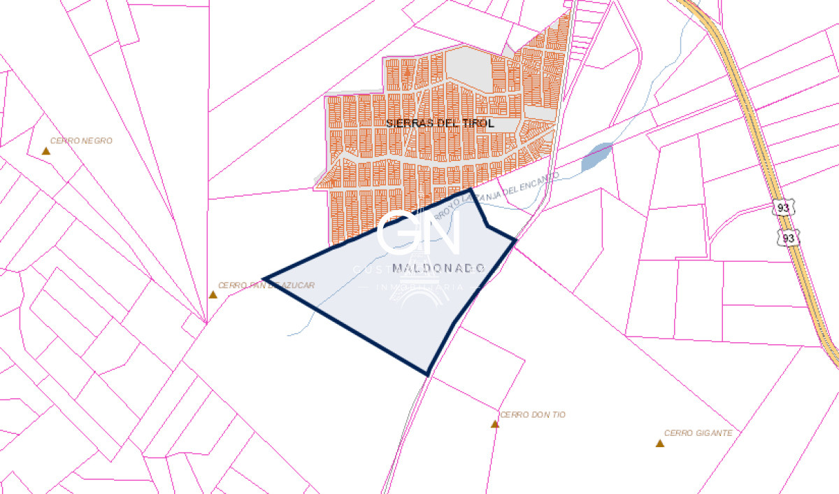 Campo Ref.4391 - Campo en , 