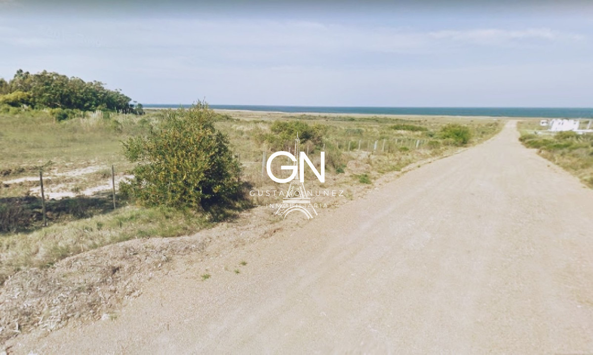 Campo Ref.2946 - Excepcionales 43 hectáreas frente al mar 