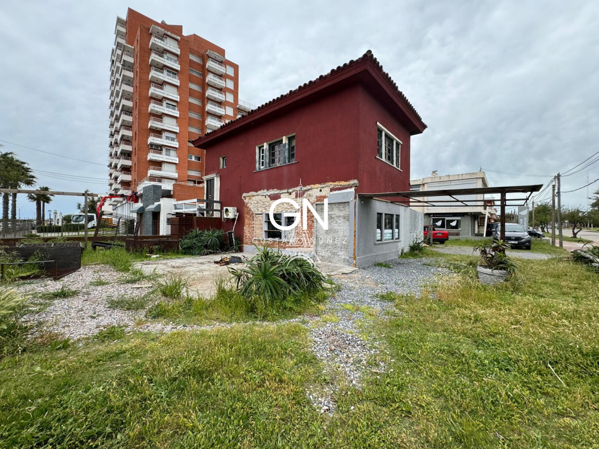 Local Comercial ID.4824 - Local en Piriápolis, Centro