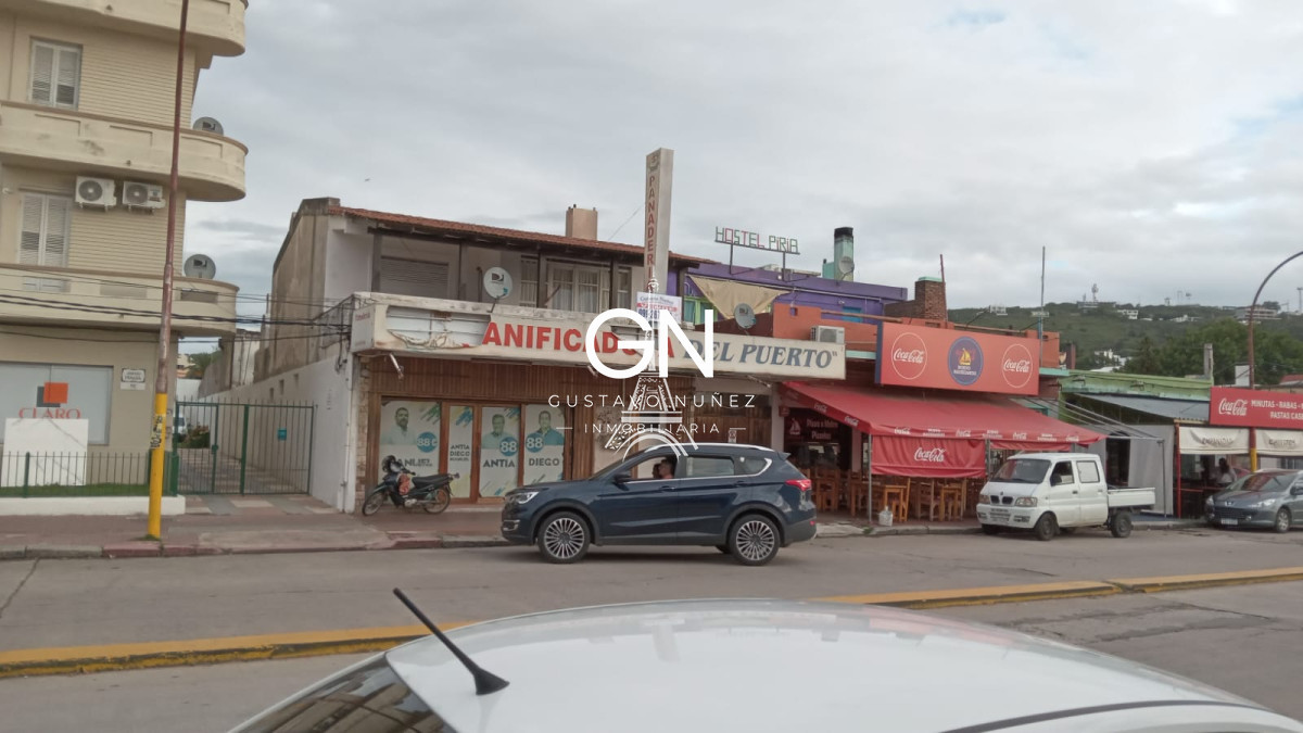 Local Comercial ID.4521 - Espectacular local