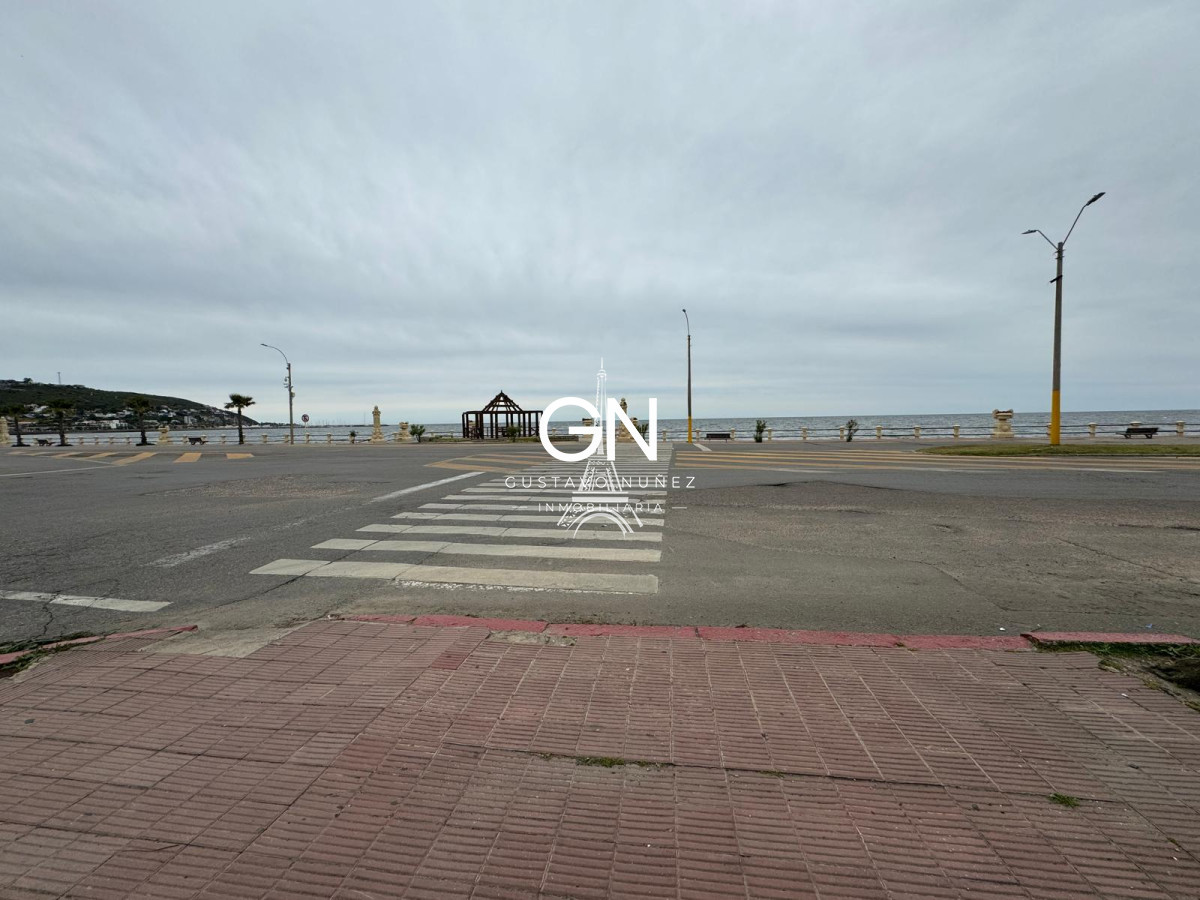 Local Comercial ID.4824 - Local en Piriápolis, Centro