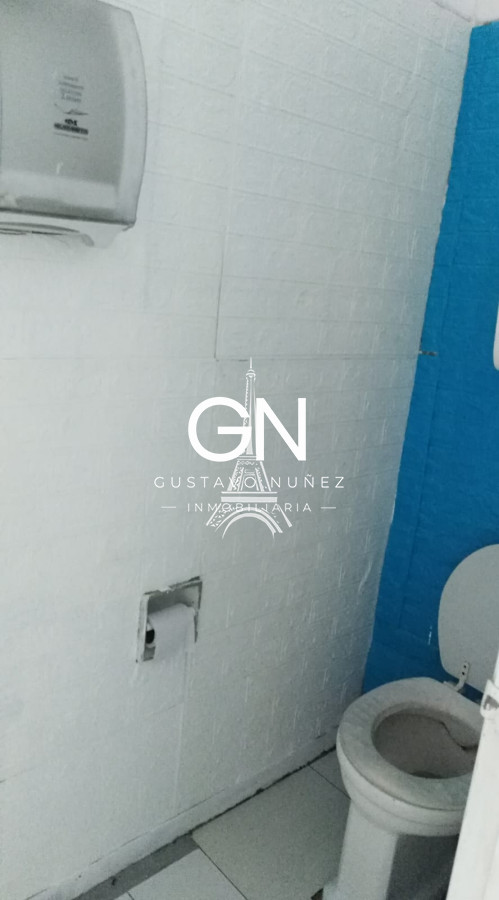 Local Comercial ID.4253 - Local céntrico Montevideo  