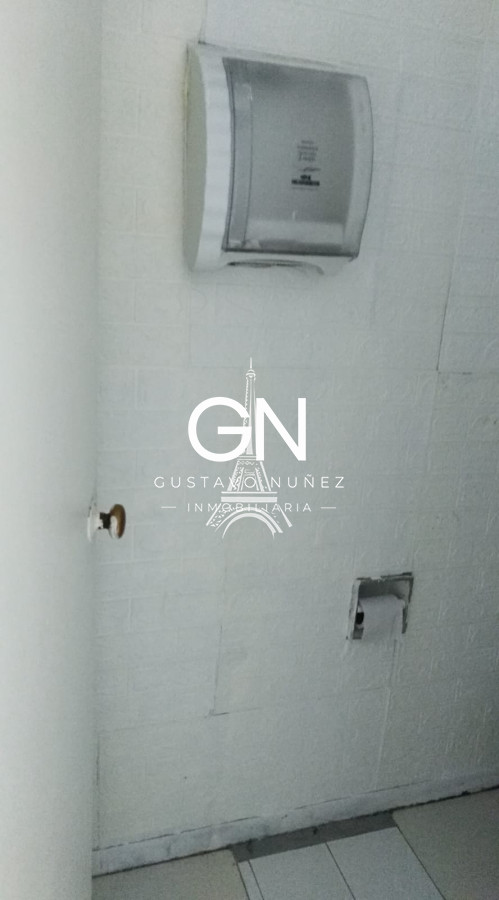 Local Comercial ID.4253 - Local céntrico Montevideo  