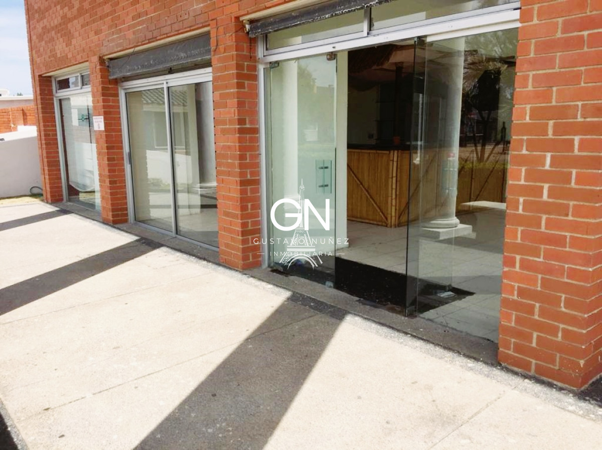 Local Comercial ID.3447 - En primera linea frente al mar