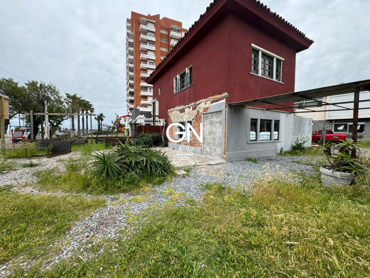 Local Comercial ID.4824 - Local en Piriápolis, Centro