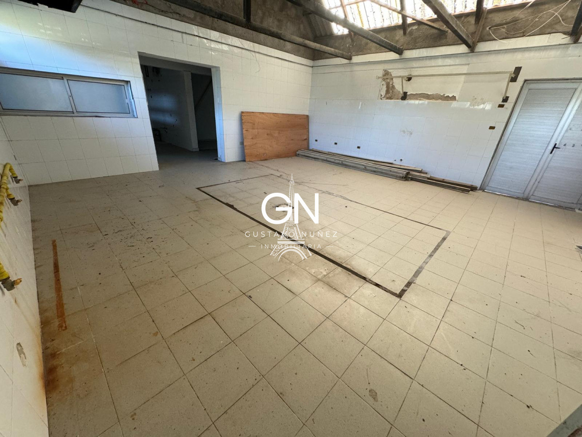 Local Comercial ID.4818 - Local comerciale en Solis