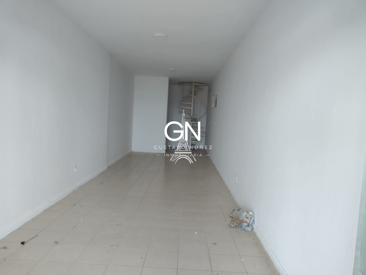 Local Comercial ID.3893 - Local comercial