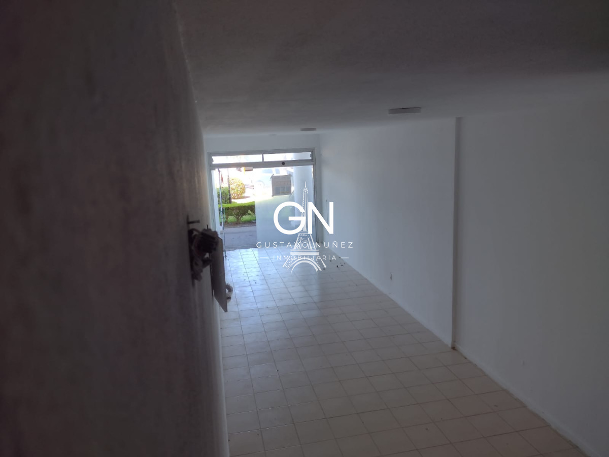 Local Comercial ID.3893 - Local comercial