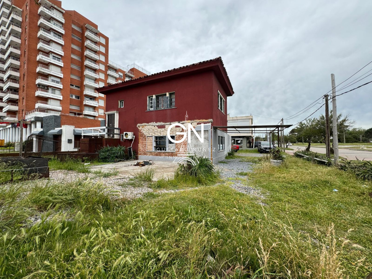 Local Comercial ID.4824 - Local en Piriápolis, Centro