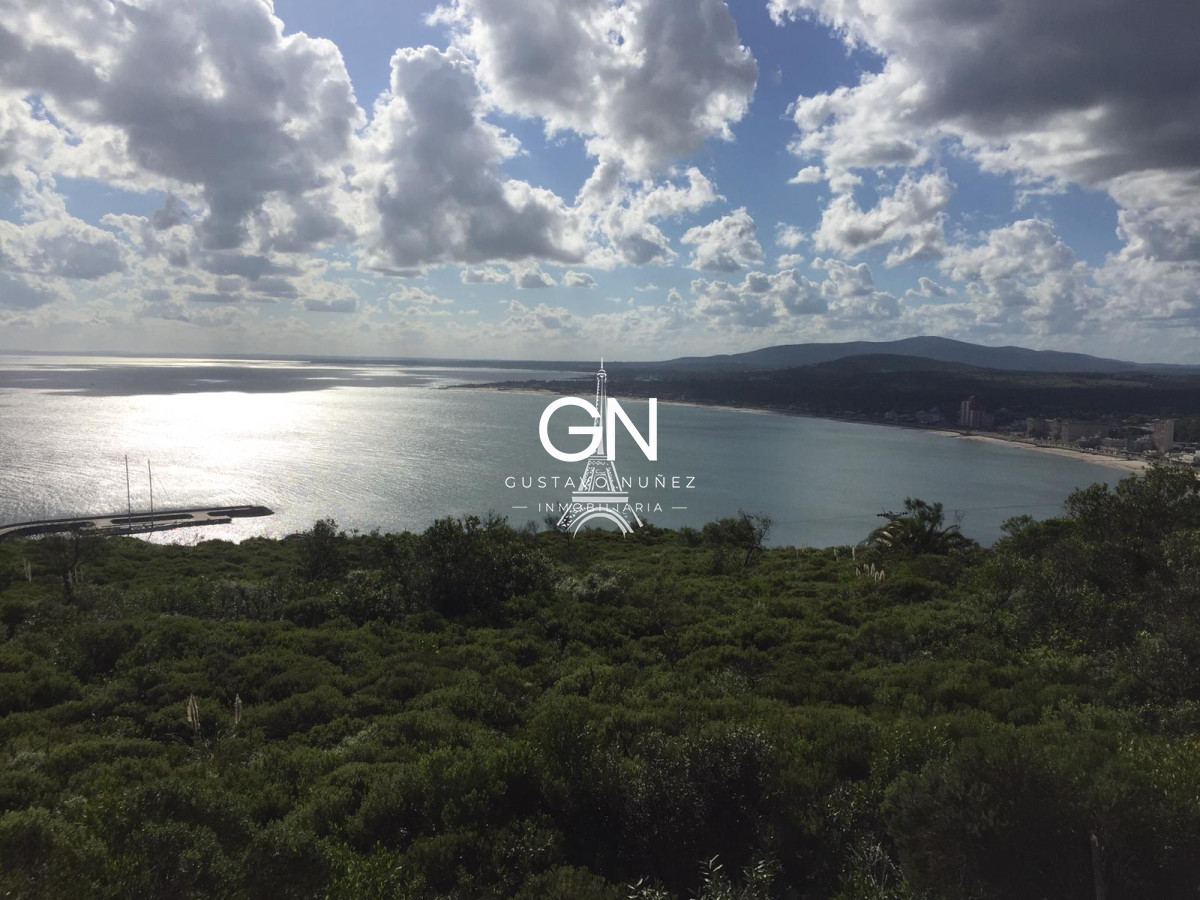 Terreno ID.3772 - Espectacular Hectárea !!