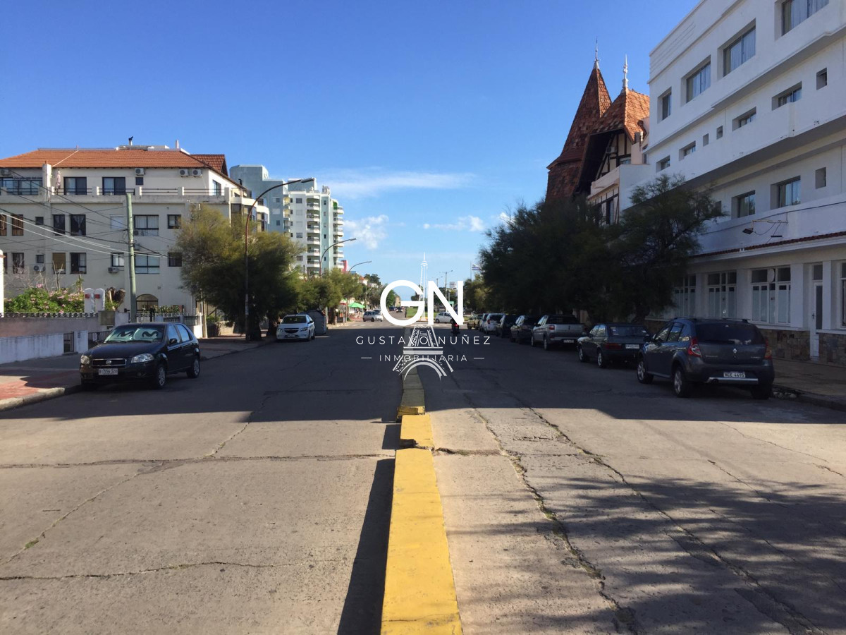 Terreno ID.3771 - Espectacular predio con salida a 2 calles