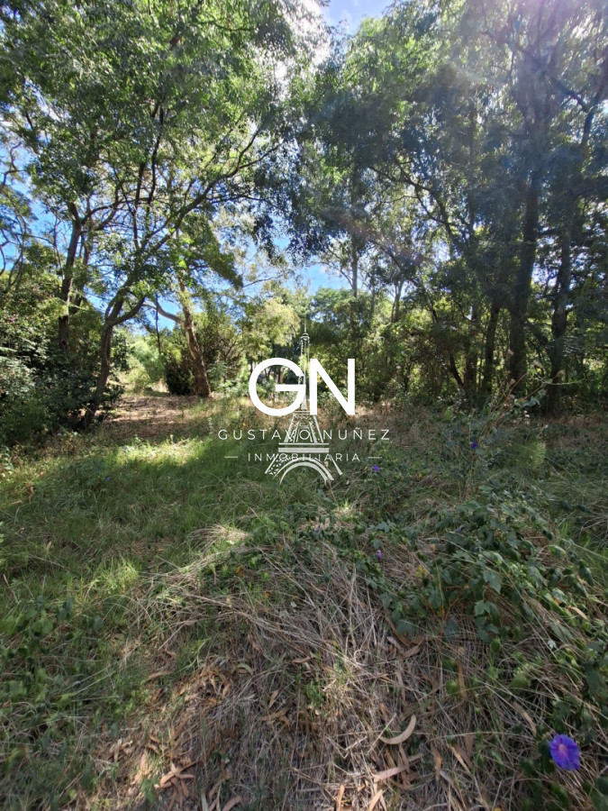 Terreno ID.4906 - Excelente terreno con salida a 2 calles  en lado sur de Playa Verde