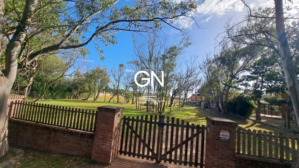 Terreno ID.4503 - 2 lotes frente al mar