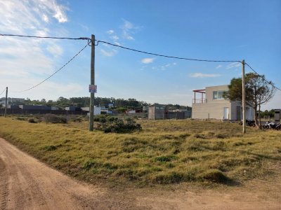 Excelente terreno a 100mts del mar