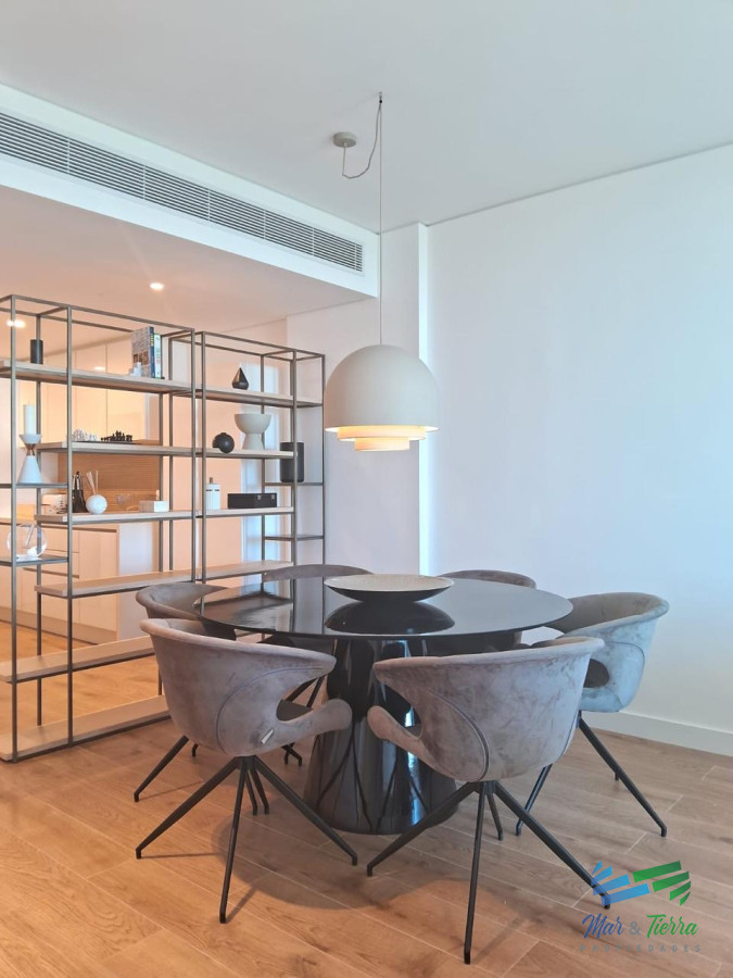 Apartamento ID.5323 - Alquiler anual 1 dormitorio punta del este, Edificio full amenities PRIMERA LINEA