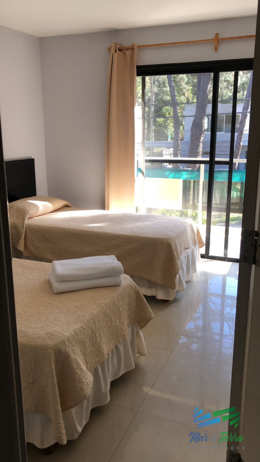 Casa ID.5237 - En venta casa 4 dormitorios en Solanas Green Park, Punta del Este 