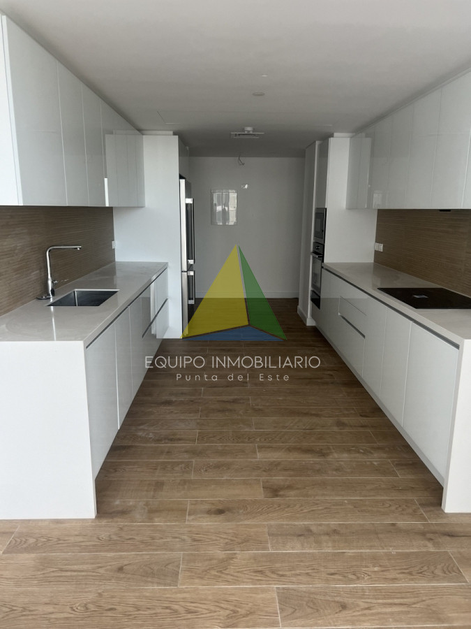Brava - GoPunta - Portal Inmobiliario de Punta del Este - Maldonado