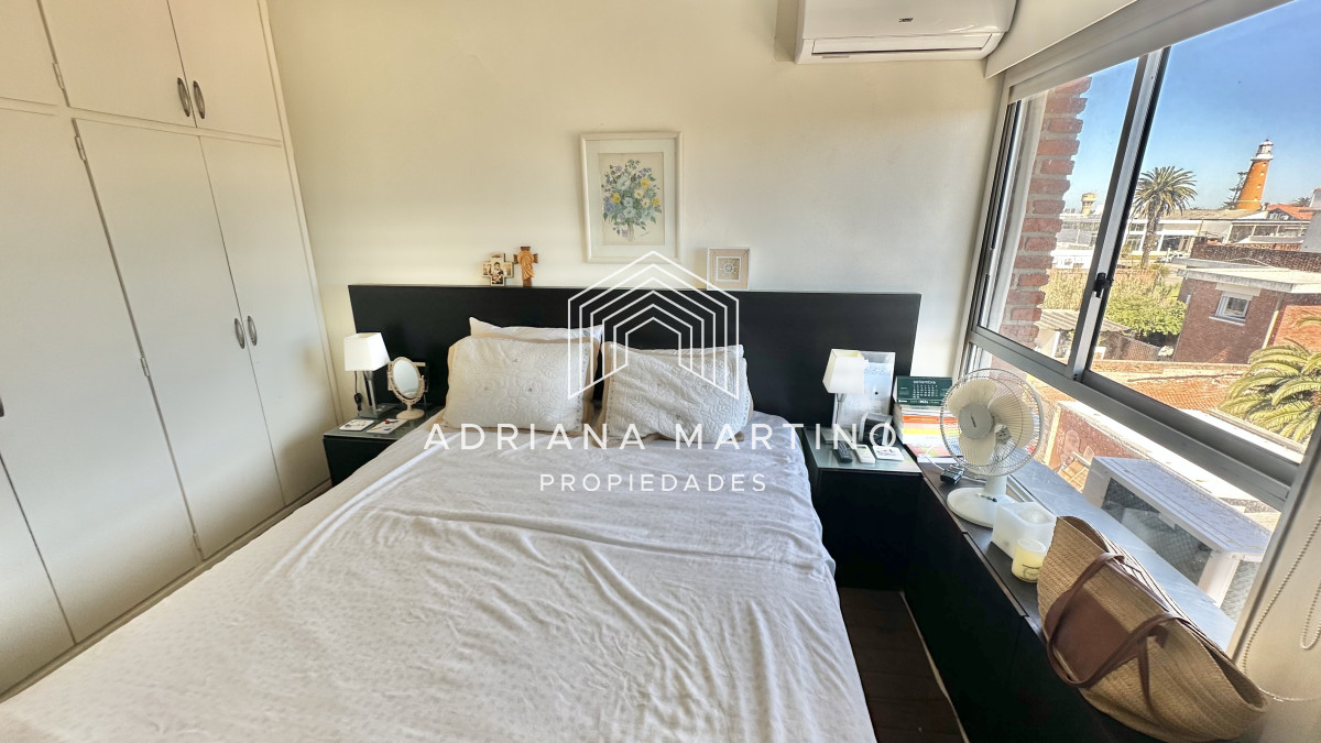 Apartamento ID.71521 - Apartamento en venta península 1 dormitorio y medio