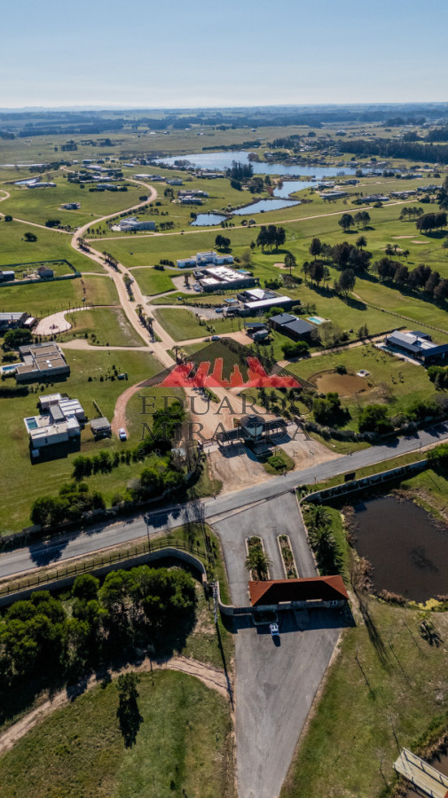 Exclusivo Lote en Pueblo Mio Chacras del Golf - EMP3340T