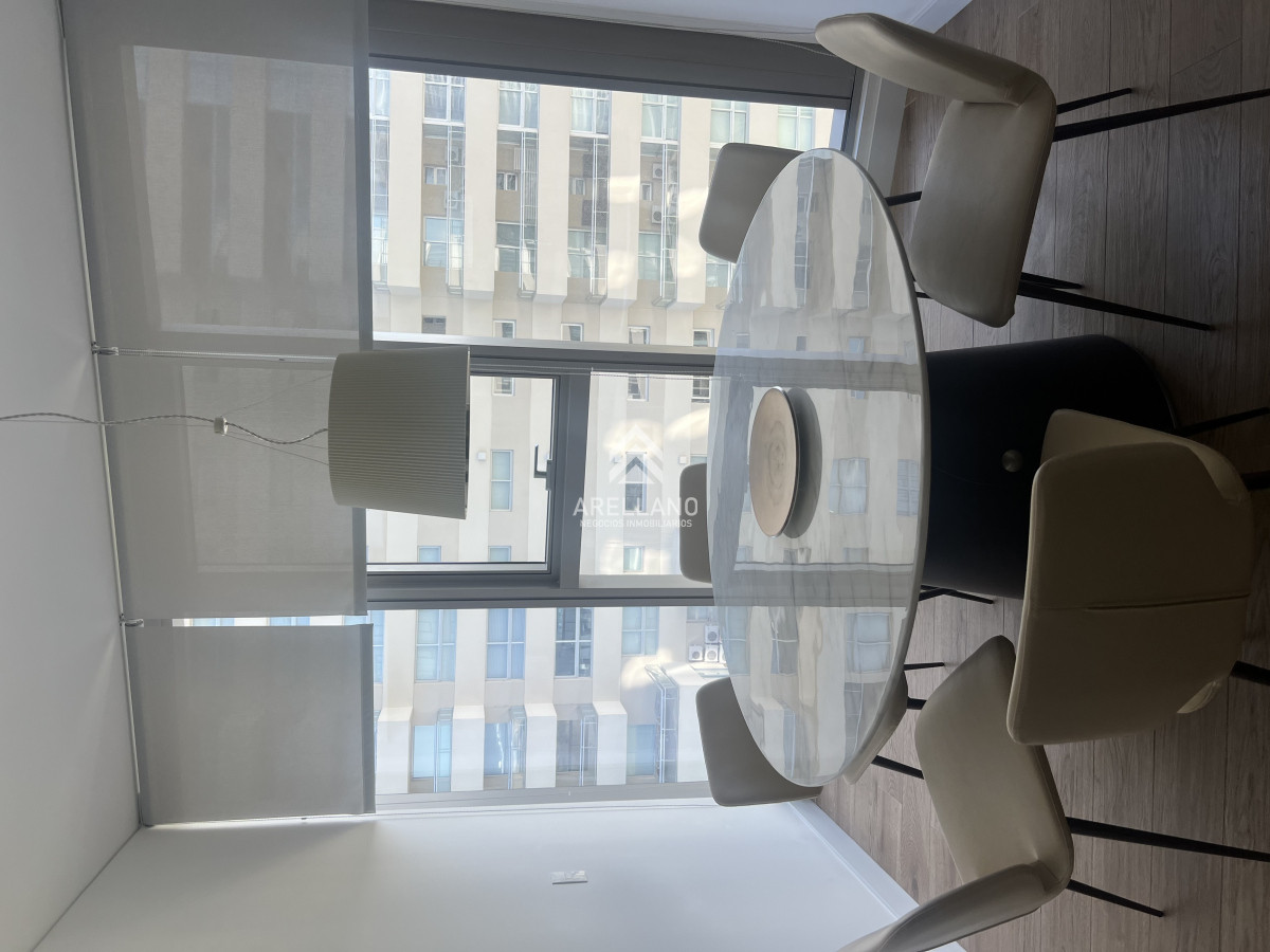 Apartamento ID.4417 - Venta apartamento 3 dormitorios y dependencia Torre trump 