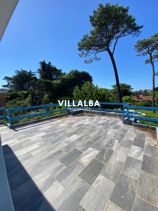 Apartamento ID.4099 - Casa en Venta en Punta del Este