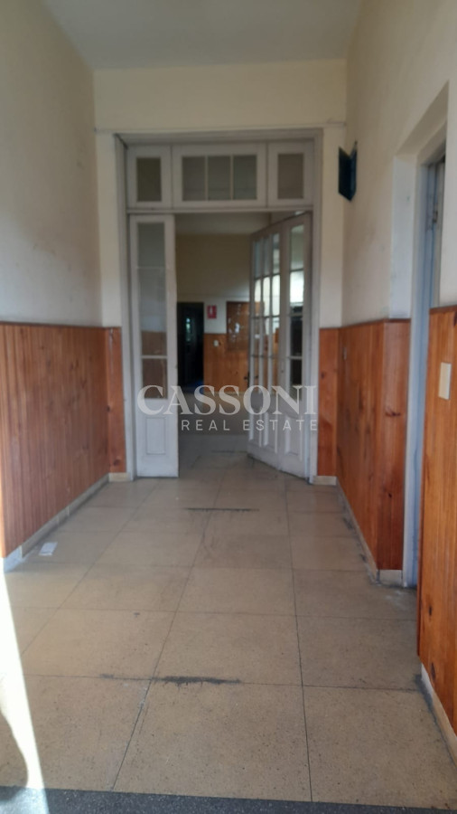 Casa ID.2988 - Edificio Ex-Juzgado; Inversión para construcción  