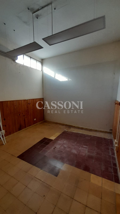 Casa ID.2988 - Edificio Ex-Juzgado; Inversión para construcción  