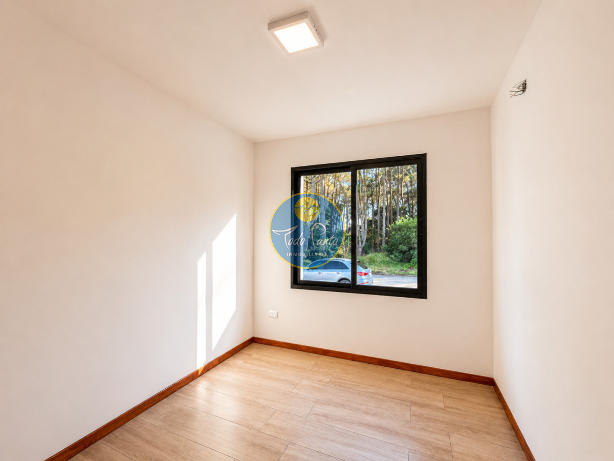 Miniatura de Casa de 3 dormitorios en Burnett, Punta del Este | Todo Punta