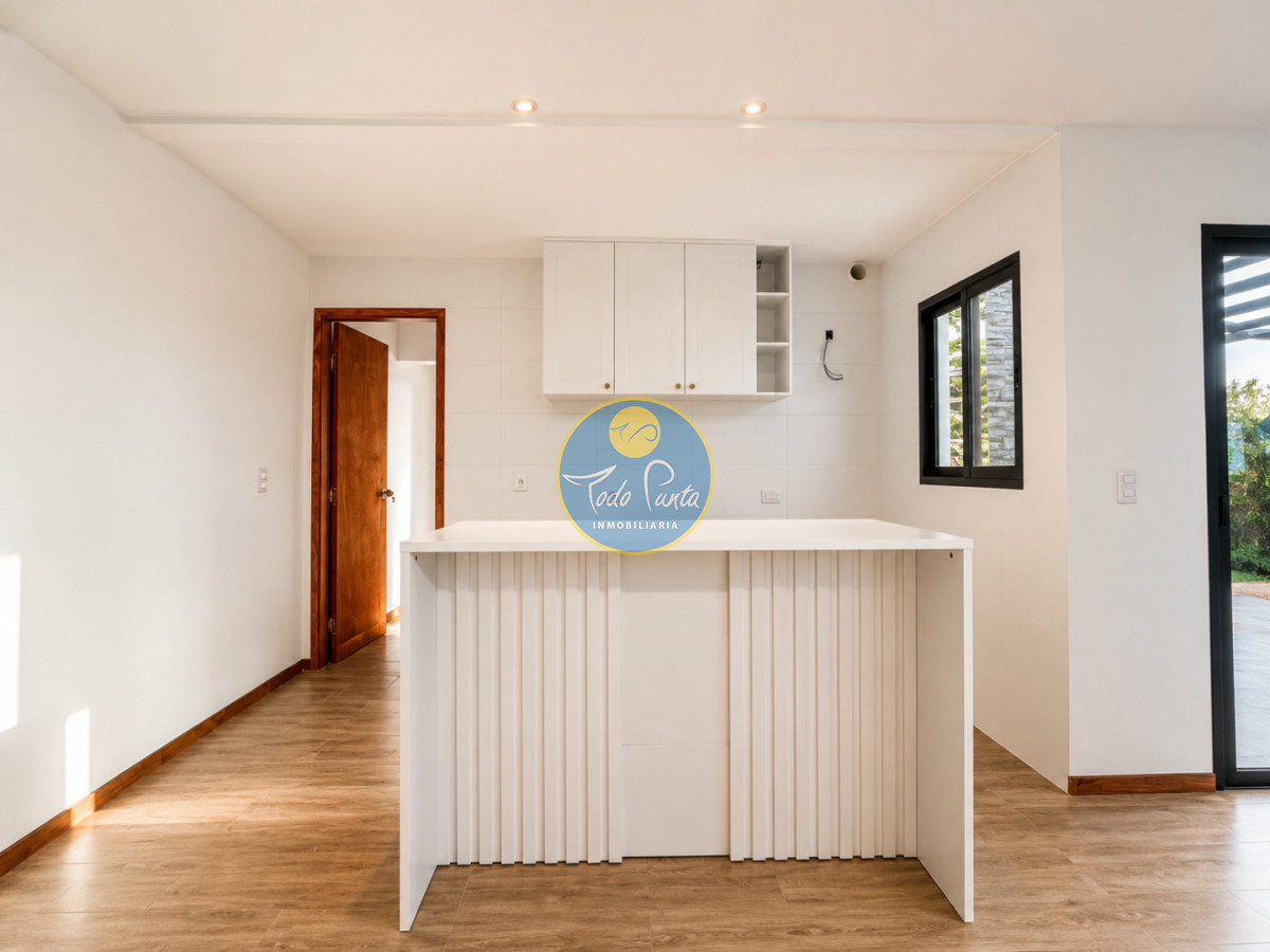 Miniatura de Casa de 3 dormitorios en Burnett, Punta del Este | Todo Punta