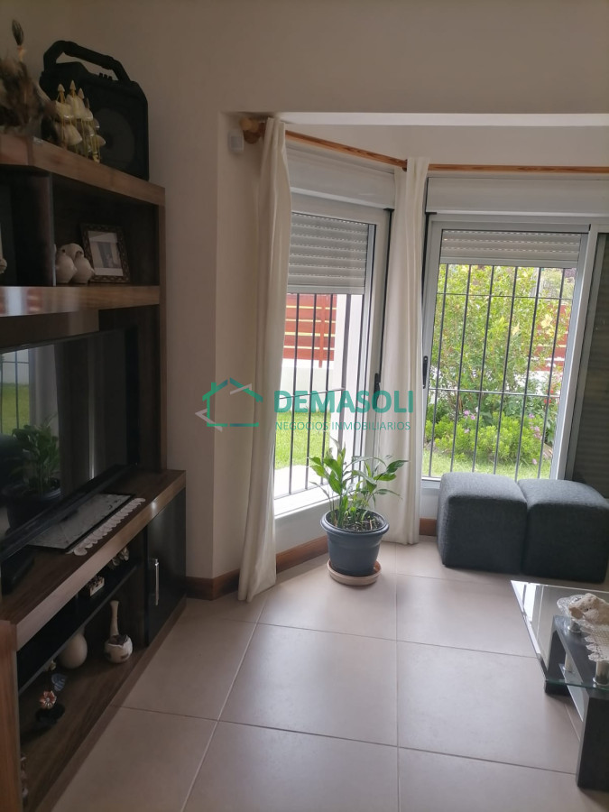 Casa ID.1026 - Excelente Casa en Pinares 3 dormitorios y garaje para 2 autos  