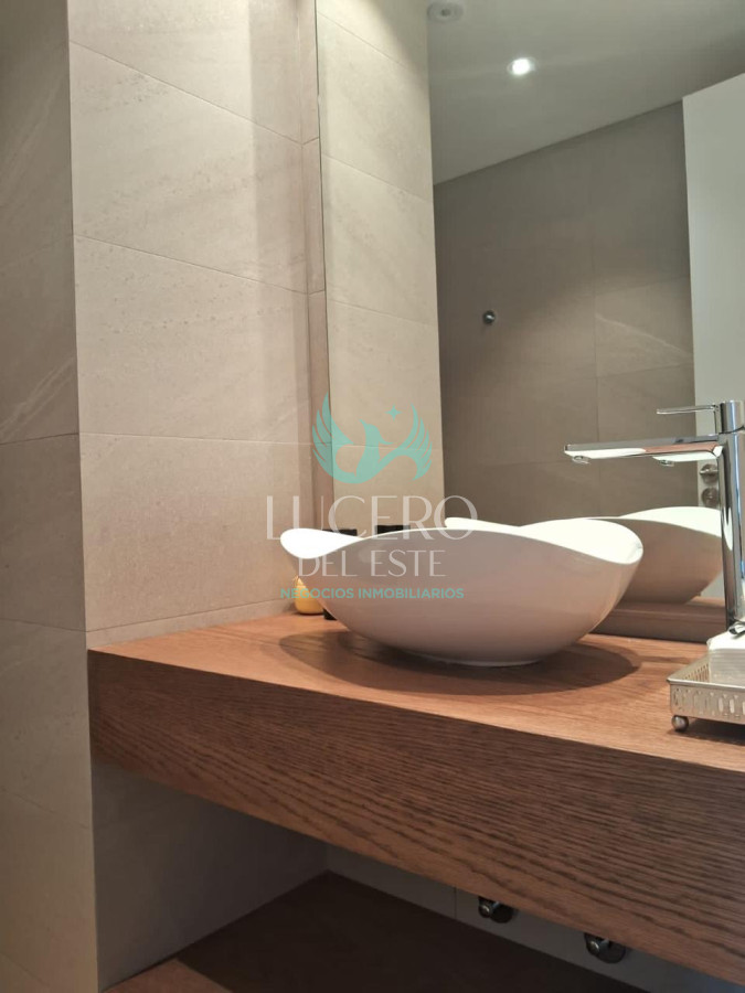 Apartamento ID.1561 - Alquiler anual 1 dormitorio Torre Trump 