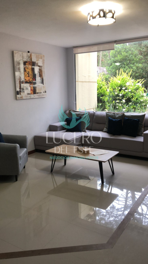 Casa ID.1504 - Hermosa casa en solana Green parck 