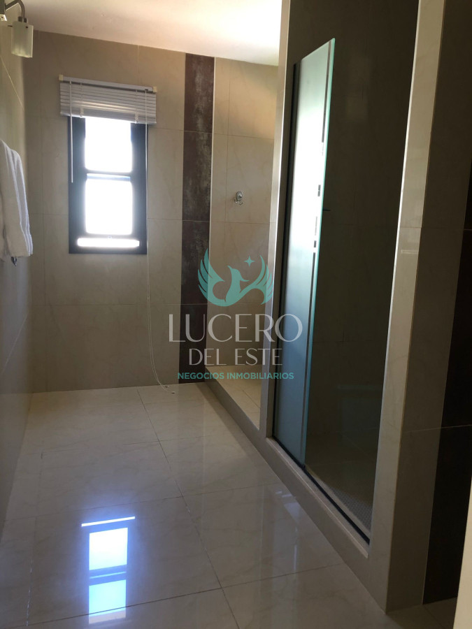 Casa ID.1504 - Hermosa casa en solana Green parck 