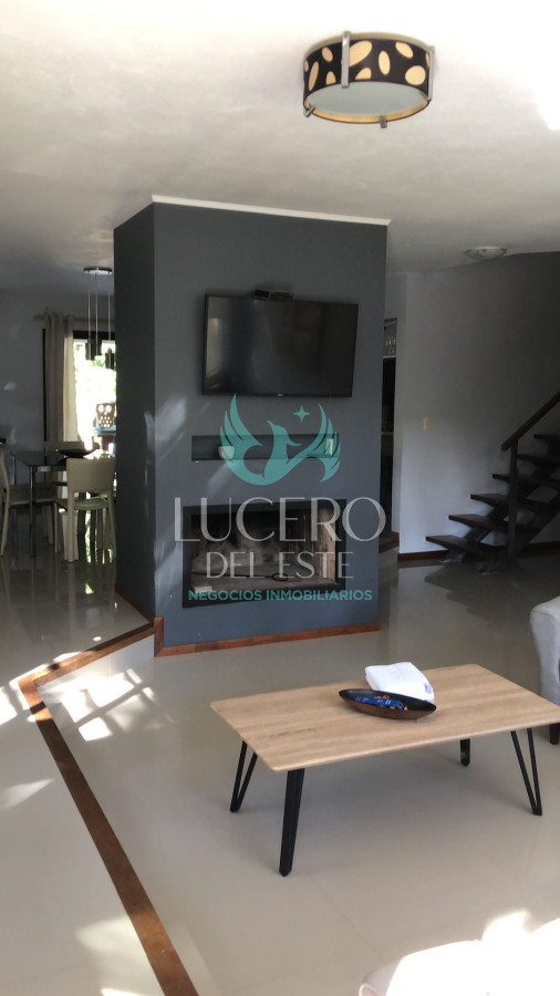 Casa ID.1504 - Hermosa casa en solana Green parck 