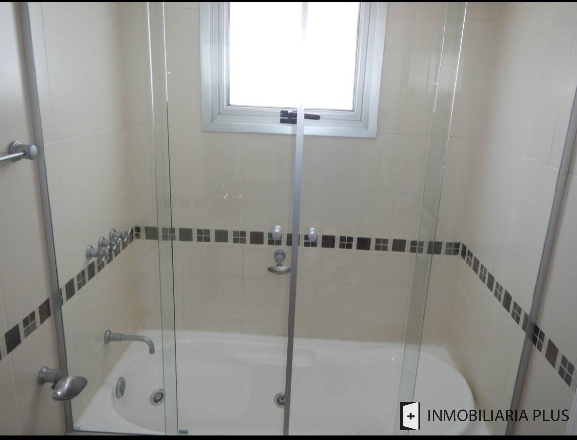 Apartamento ID.1051 - Venta de apartamento de 3 Dormitorios a pasos de Enjoy con vistas a playas mansa y brava, Piscinas, Microcine, Parrillero, Gym., Sala de juegos y más