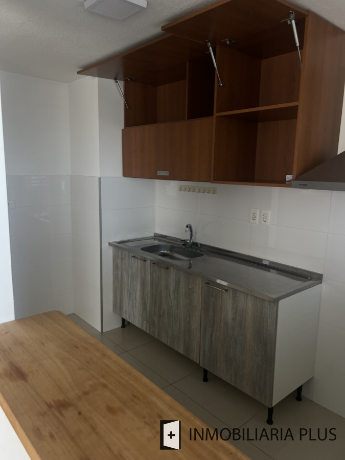 Apartamento ID.1560 - Alquiler de apartamento anual 2 dormitorios en el Corazón de Maldonado