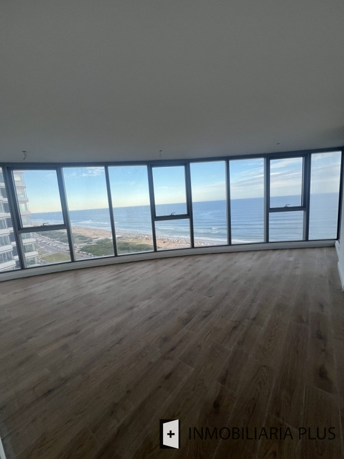 Apartamento ID.1052 - Venta de Apartamento de 4 Suites con Helipuerto, Cancha de tenis, Restaurante, Piscinas, Spa, Gimnasio, Cines y mucho más