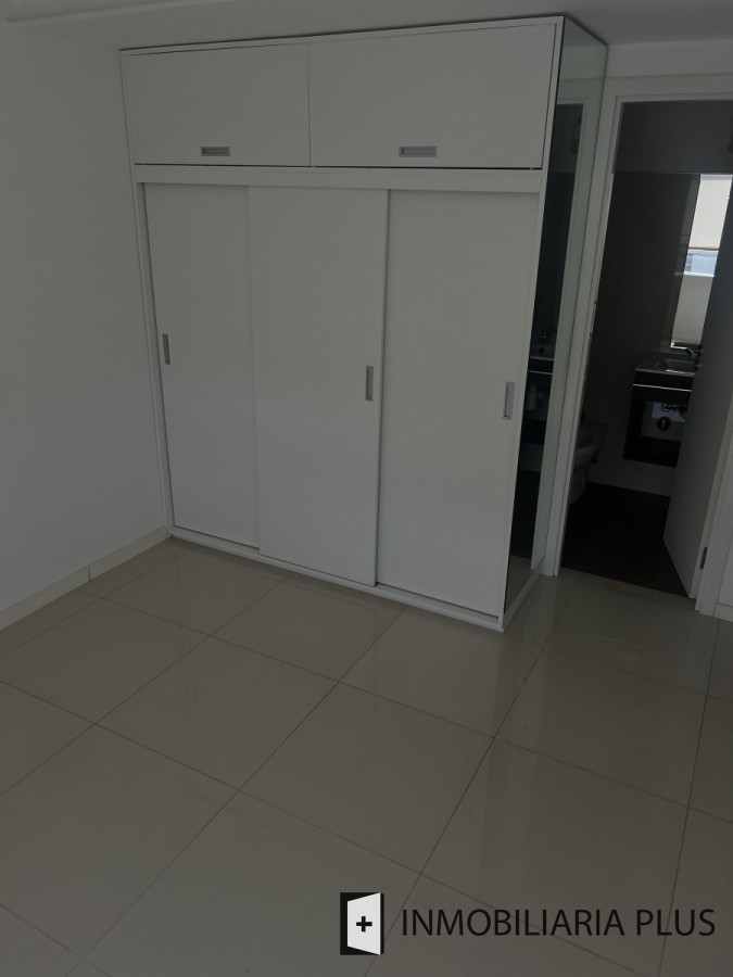 Apartamento ID.1560 - Alquiler de apartamento anual 2 dormitorios en el Corazón de Maldonado