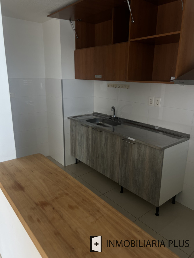 Apartamento ID.1560 - Alquiler de apartamento anual 2 dormitorios en el Corazón de Maldonado