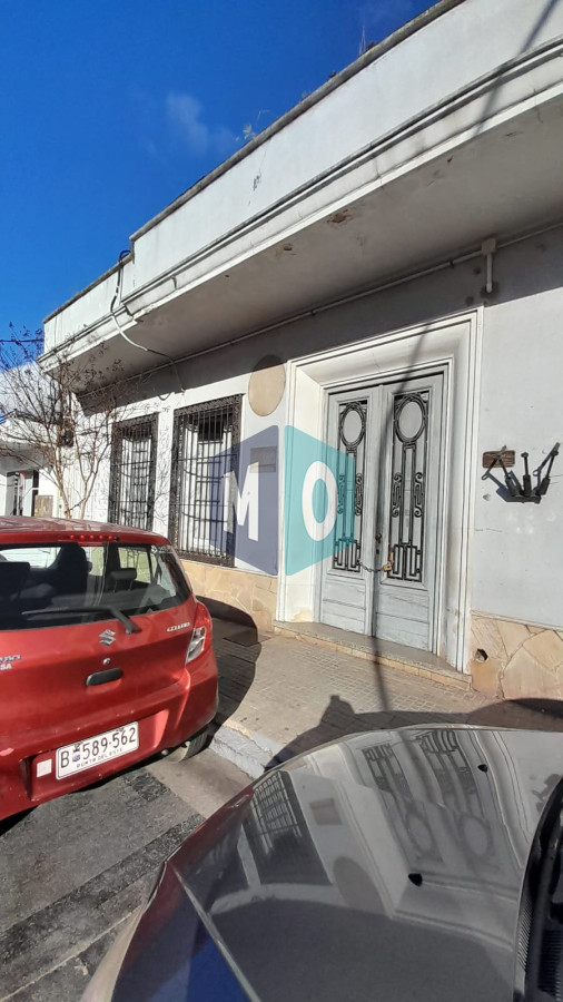 Casa ID.789 - Edificio Ex-Juzgado; Inversión para construcción  