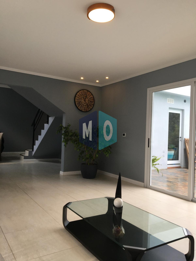 Casa ID.740 - Herosa Casa 3 dormitorios en parque Burnett 