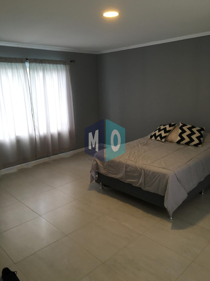 Casa ID.740 - Herosa Casa 3 dormitorios en parque Burnett 