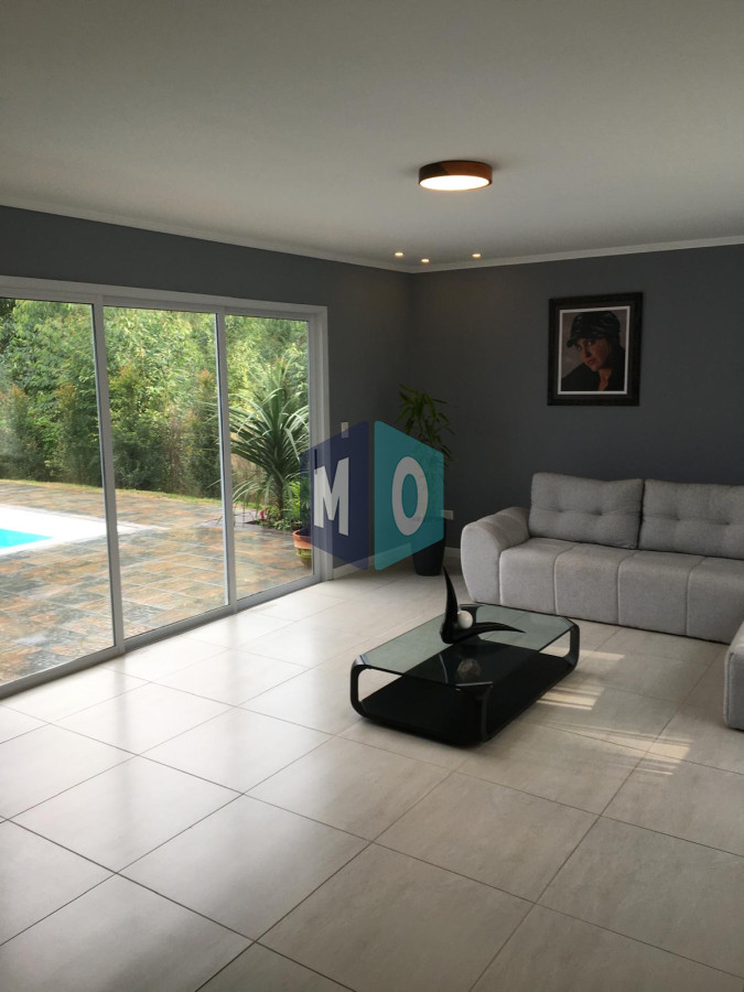 Casa ID.740 - Herosa Casa 3 dormitorios en parque Burnett 