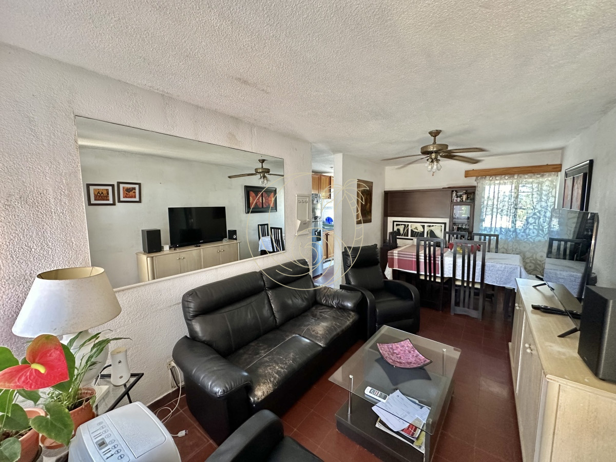 Apartamento ID.21092536 - Apartamento en venta 3 dormitorios a pasos de J. De Viana