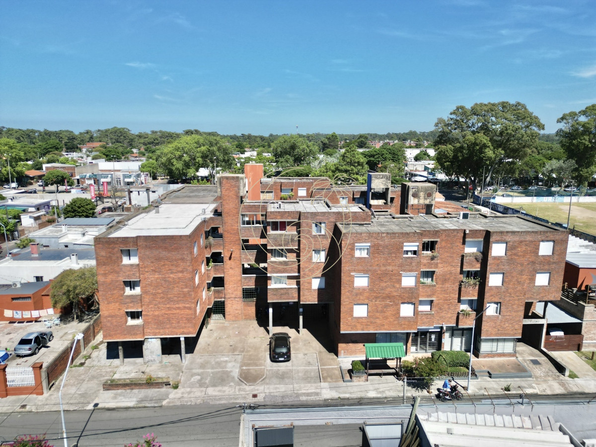 Apartamento ID.21092536 - Apartamento en venta 3 dormitorios a pasos de J. De Viana