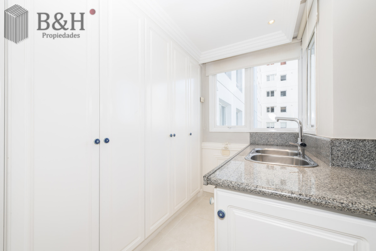 Apartamento ID.7481 - Millenium Tower esquinero Frente al Mar