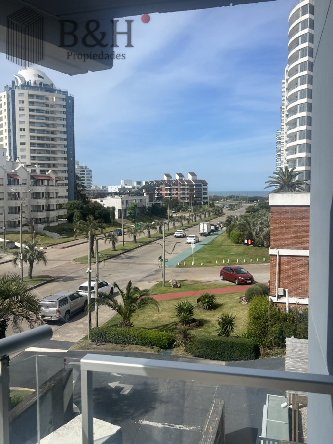 Apartamento ID.5886 - Apartamento en venta 3 dormitorios Forest tower 2 